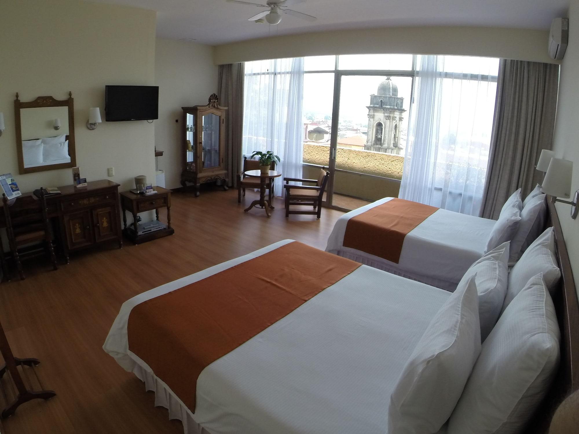 Plaza Uruapan Hotel ภายนอก รูปภาพ