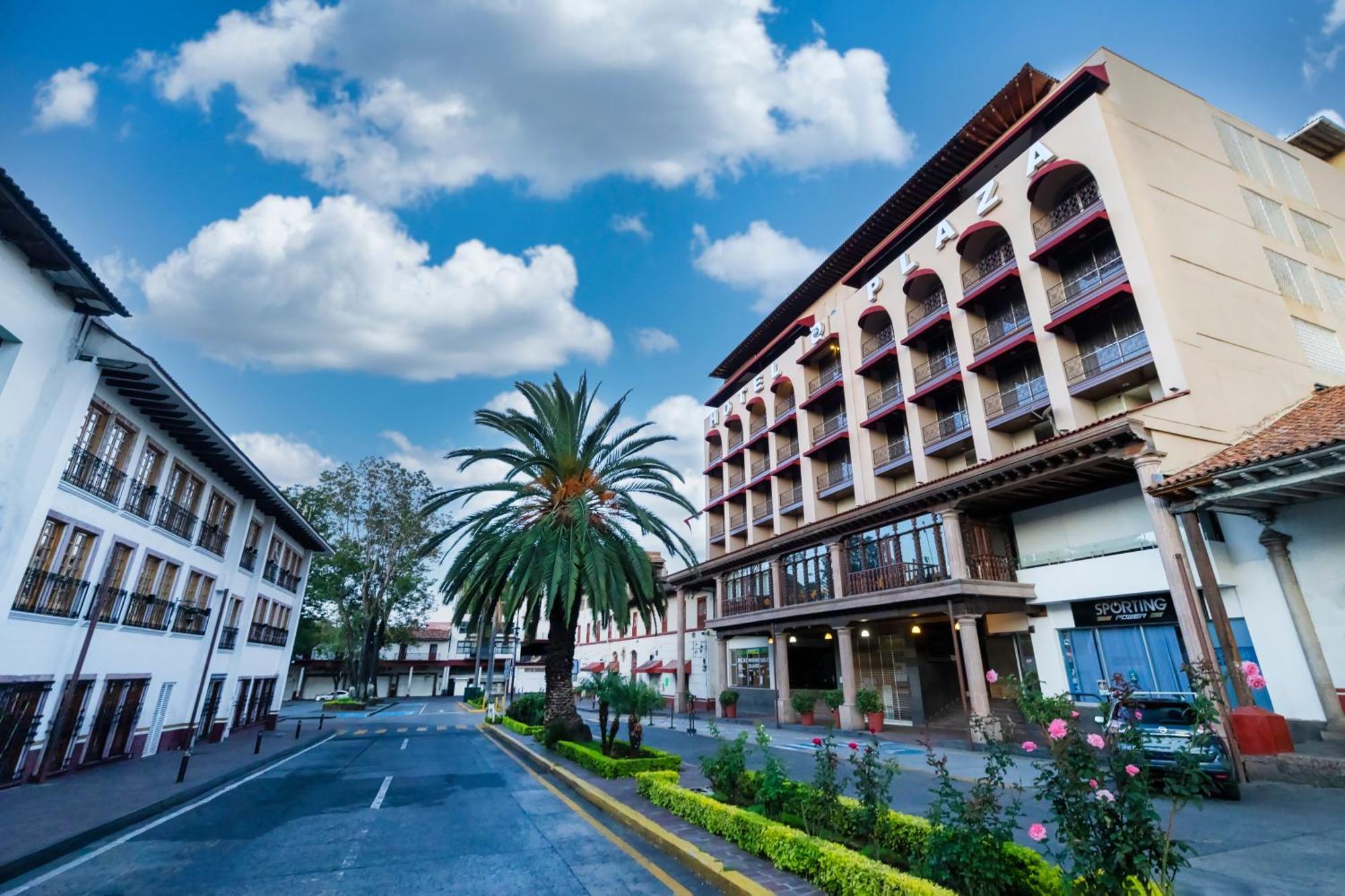 Plaza Uruapan Hotel ภายนอก รูปภาพ